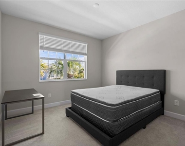 3341 Woodland Brook Way - Photo Thumbnail 32