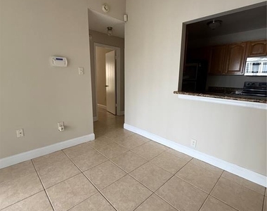 3831 Bowline Circle - Photo Thumbnail 8