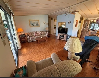 1532 W Schwartz Boulevard - Photo Thumbnail 3
