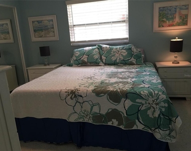 7429 Broughton Street - Photo Thumbnail 8