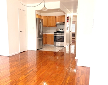 27-10 14th Street - Photo Thumbnail 5
