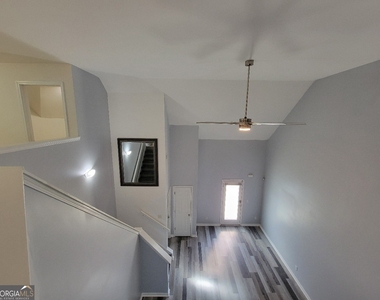 175 Stillwood Drive - Photo Thumbnail 14