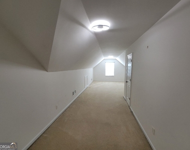 175 Stillwood Drive - Photo Thumbnail 24