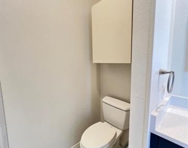 10432 High Hollows Drive - Photo Thumbnail 19