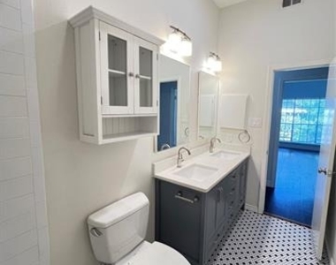 10432 High Hollows Drive - Photo Thumbnail 12