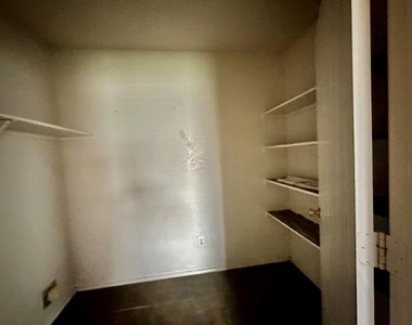 5437 New Castleton Lane - Photo Thumbnail 14
