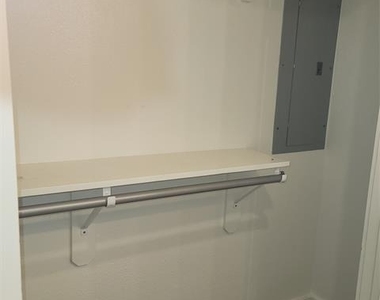 410 3rd Street - Photo Thumbnail 9
