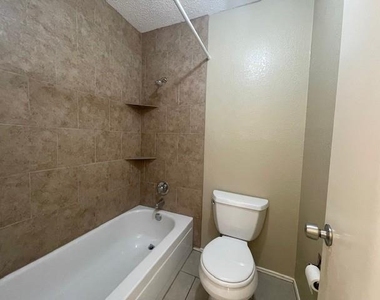 1226 W Hudgins Street - Photo Thumbnail 16