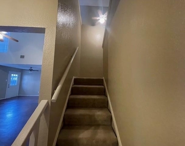 1226 W Hudgins Street - Photo Thumbnail 13