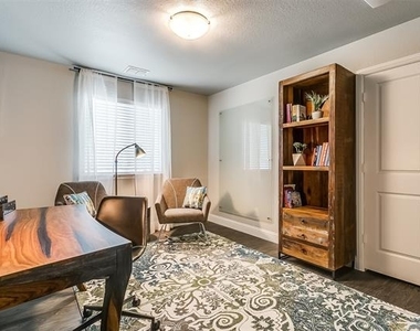 901 Juno Lane - Photo Thumbnail 22