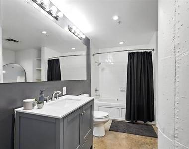 1122 Jackson Street - Photo Thumbnail 9