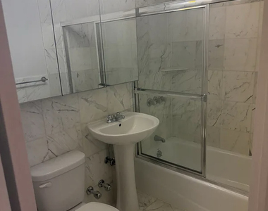 338 East 83rd Street - Photo Thumbnail 2
