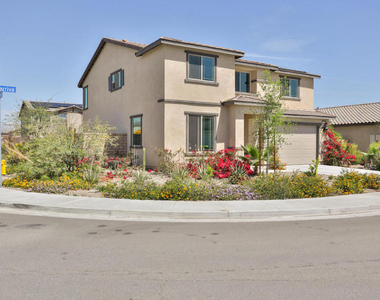 84422 Calle Larriva - Photo Thumbnail 1