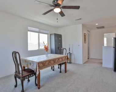84422 Calle Larriva - Photo Thumbnail 9