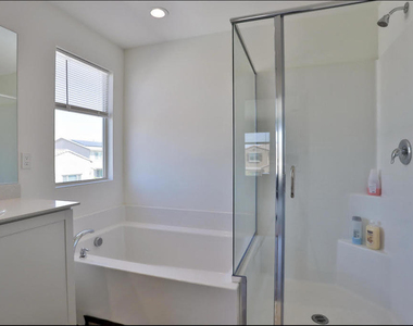 84422 Calle Larriva - Photo Thumbnail 17