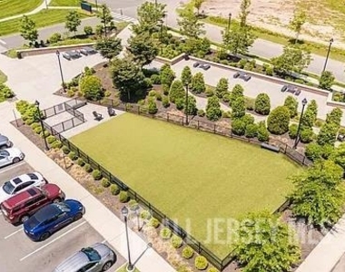 2000 Schindler Drive - Photo Thumbnail 4