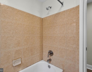 1729 N Bambrey Street - Photo Thumbnail 9