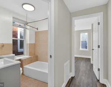 1729 N Bambrey Street - Photo Thumbnail 5