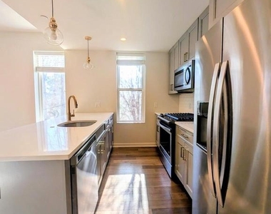 1500 N American Street - Photo Thumbnail 4