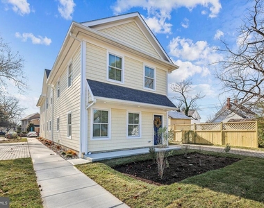 607 North Street - Photo Thumbnail 3
