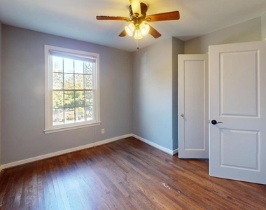 2203 Washington Ave - Photo Thumbnail 8