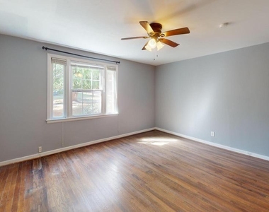 2203 Washington Ave - Photo Thumbnail 6