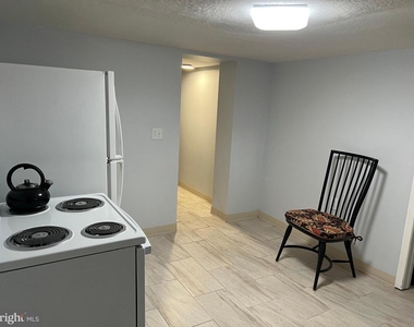 604 #4 E Oak Street - Photo Thumbnail 13