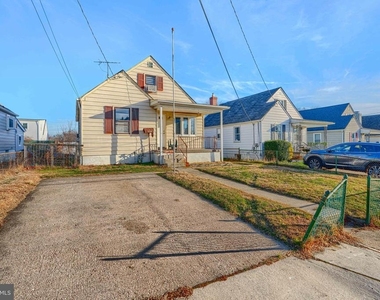 7839 Birmingham Avenue - Photo Thumbnail 1