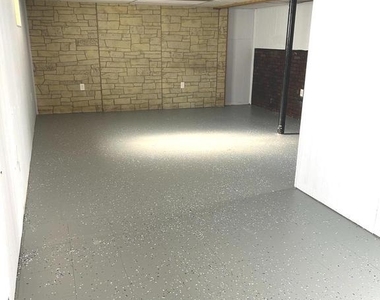 7839 Birmingham Avenue - Photo Thumbnail 21