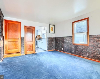 7839 Birmingham Avenue - Photo Thumbnail 5