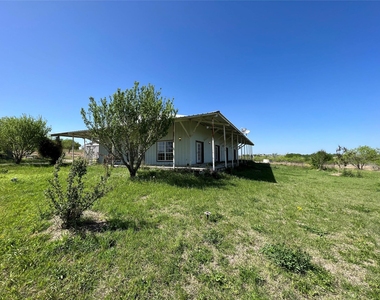 333 County Road 497 - Photo Thumbnail 2