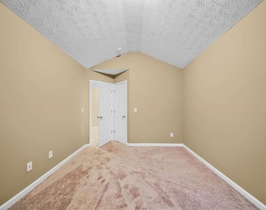 3834 Augustine Place - Photo Thumbnail 28