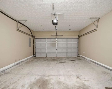 3834 Augustine Place - Photo Thumbnail 18