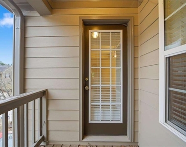 3834 Augustine Place - Photo Thumbnail 21