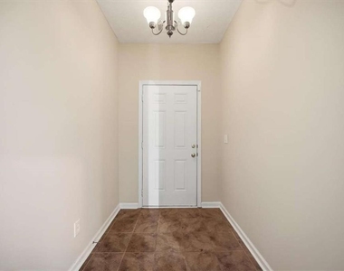 3834 Augustine Place - Photo Thumbnail 5