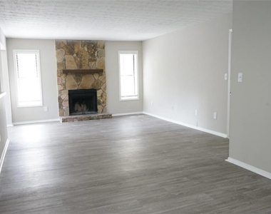 2845 Holcomb Bridge Road - Photo Thumbnail 9