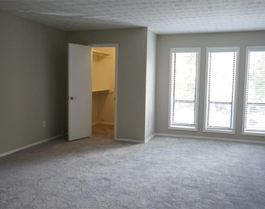 2845 Holcomb Bridge Road - Photo Thumbnail 10