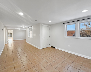 3135 Chicago Road - Photo Thumbnail 4