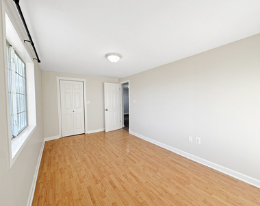 3135 Chicago Road - Photo Thumbnail 11
