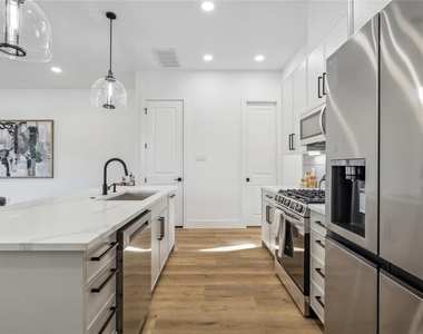 3117 Evella Street - Photo Thumbnail 4