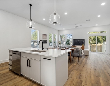 3117 Evella Street - Photo Thumbnail 7