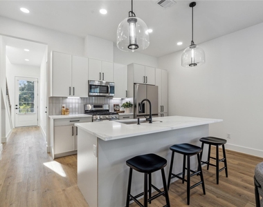 3117 Evella Street - Photo Thumbnail 6