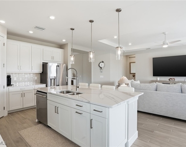 11964 Molto Drive - Photo Thumbnail 13