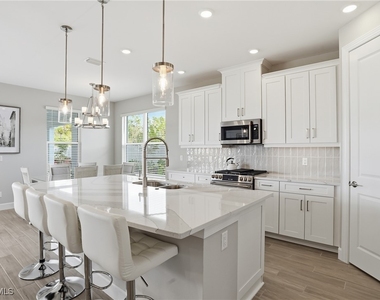 11964 Molto Drive - Photo Thumbnail 11