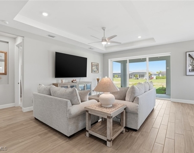 11964 Molto Drive - Photo Thumbnail 6