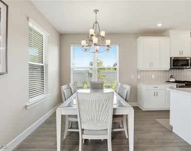 11964 Molto Drive - Photo Thumbnail 15