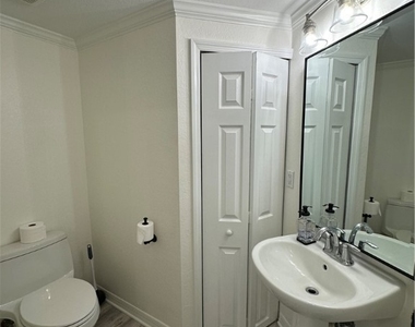 9069 Gervais Circle - Photo Thumbnail 8