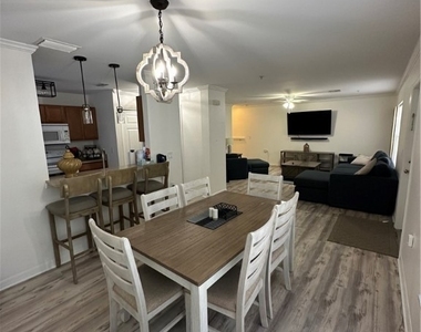 9069 Gervais Circle - Photo Thumbnail 4