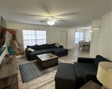 9069 Gervais Circle - Photo Thumbnail 3