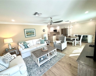 1435 Curlew Avenue - Photo Thumbnail 2